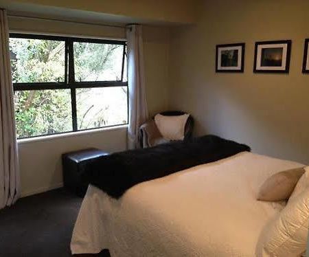 Tawharanui Lodge Warkworth Exterior foto